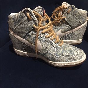 Nike Dunk Sky Hi x Liberty size 8.5